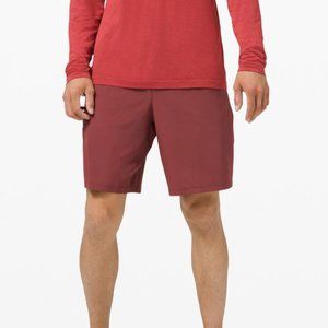 NWT Men's 9 inch Pace Breaker with Liner